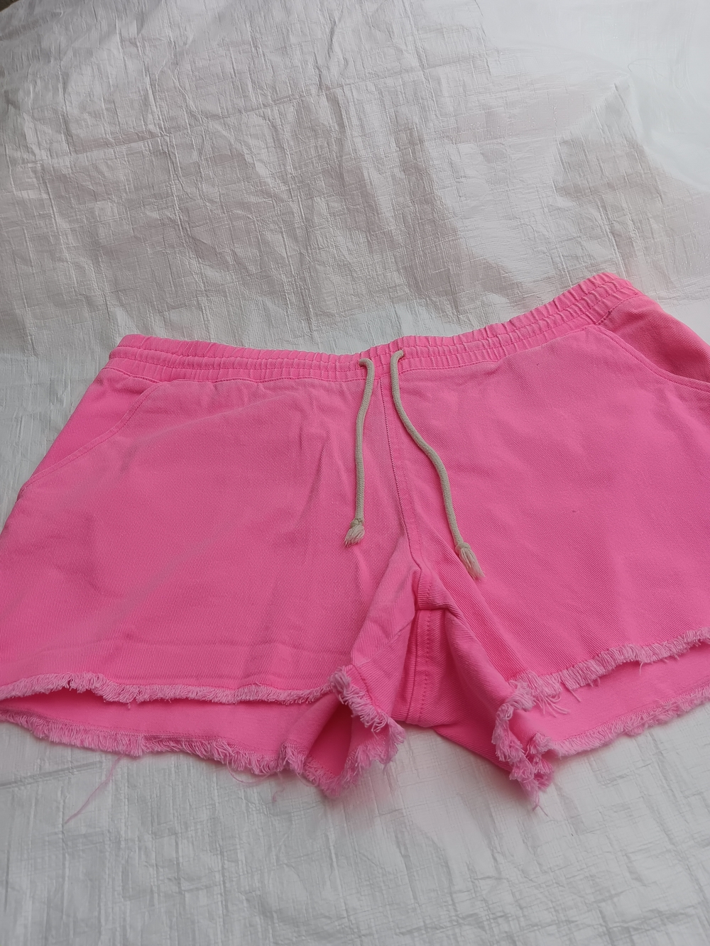 Women's Pink Drawstring Frayed Hem Shorts